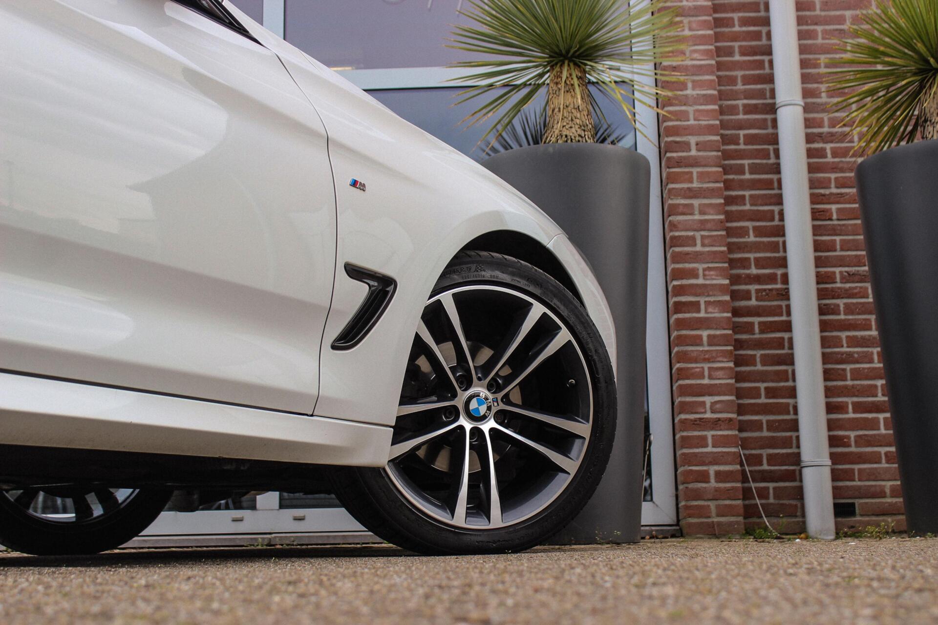 Foto van BMW 320i