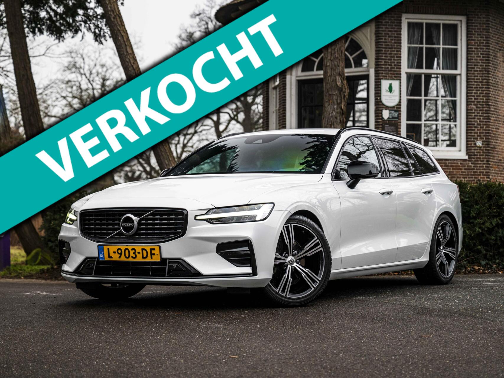 Volvo V60 2.0 D3 150PK R-Design Sportstoelen Camera Navi Harman/Kardon Stoelverwarming Virtual 2020 - voorkant