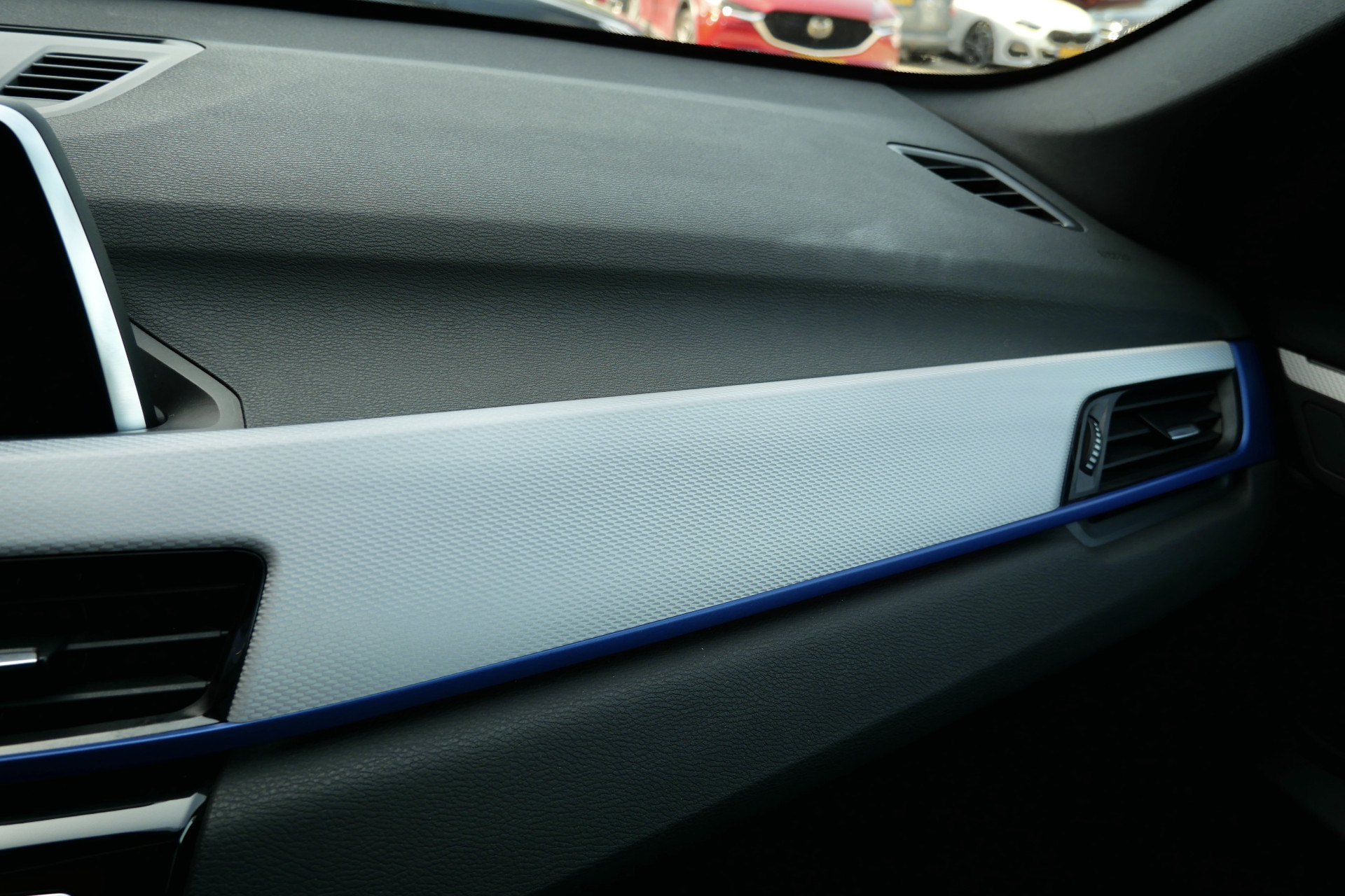 Foto van BMW X1 Sdrive18i