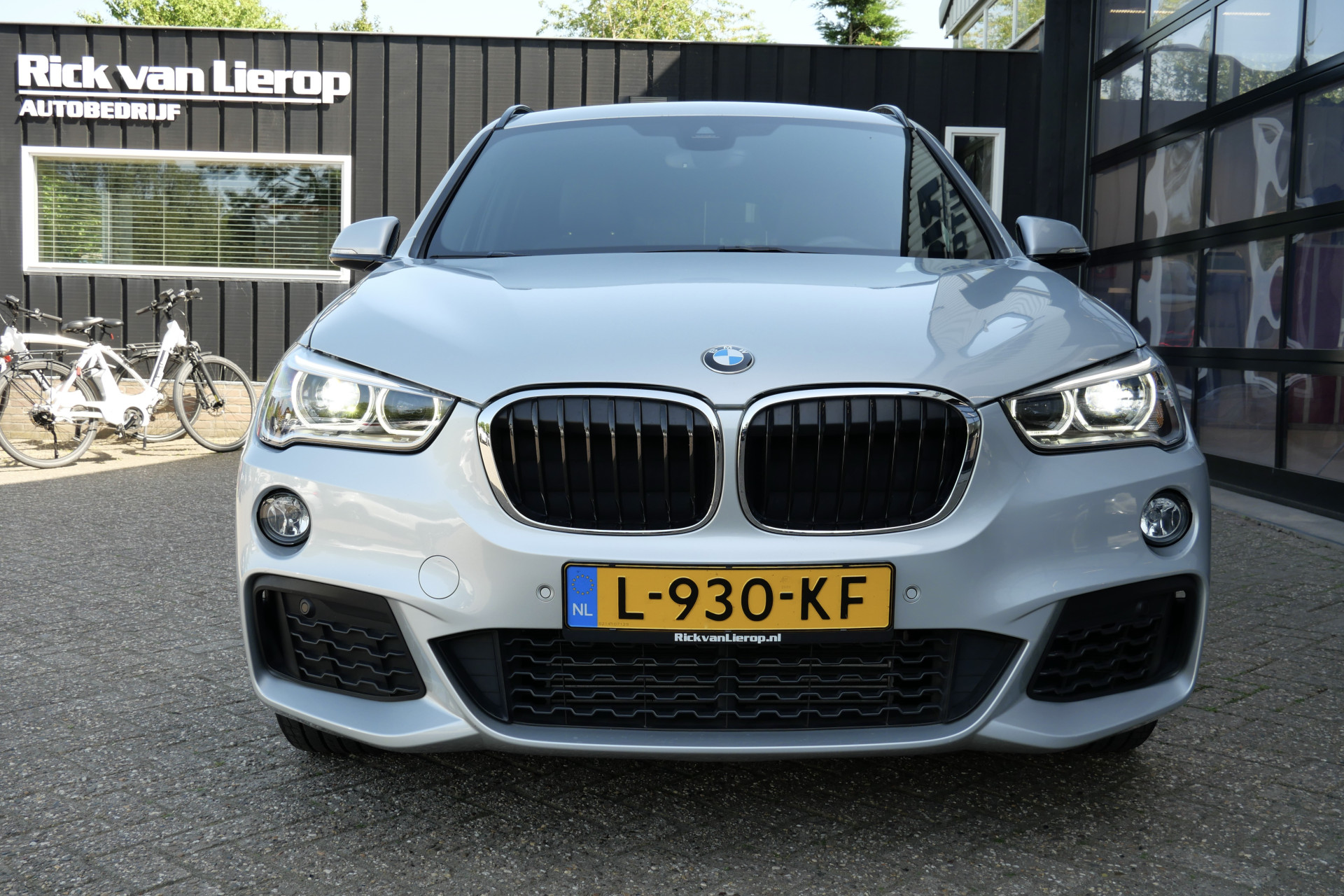 Foto van BMW X1 Sdrive18i