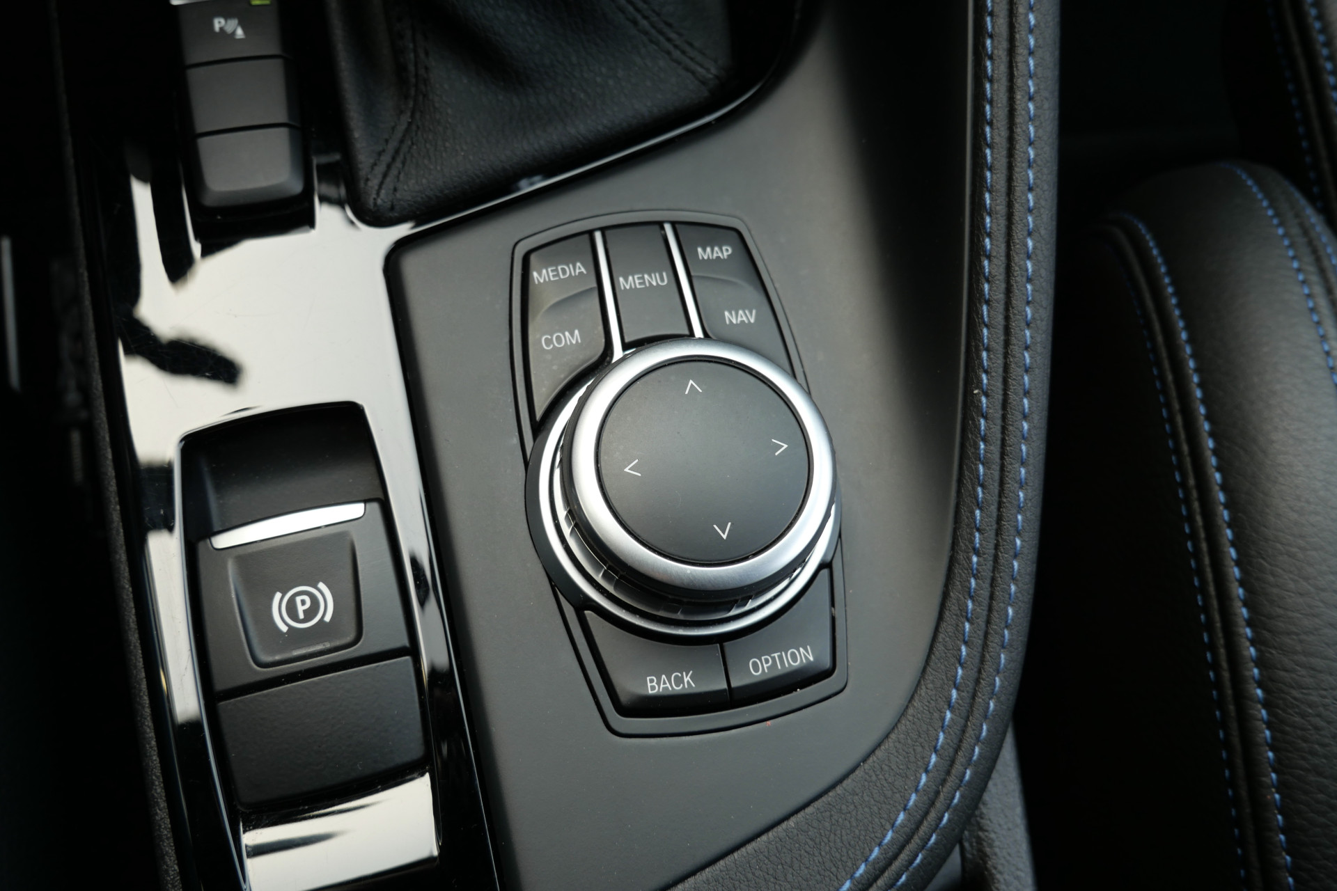 Foto van BMW X1 Sdrive18i