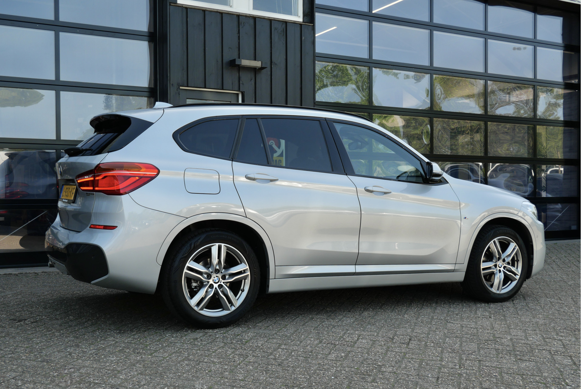 Foto van BMW X1 Sdrive18i