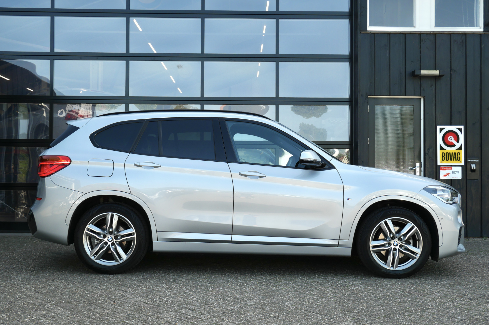 Foto van BMW X1 Sdrive18i