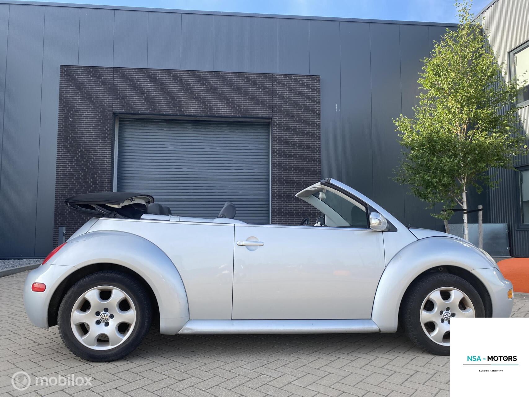 Foto van Volkswagen New Beetle Cabriolet