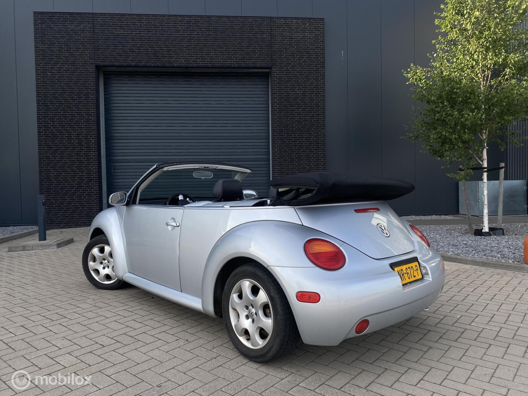 Foto van Volkswagen New Beetle Cabriolet