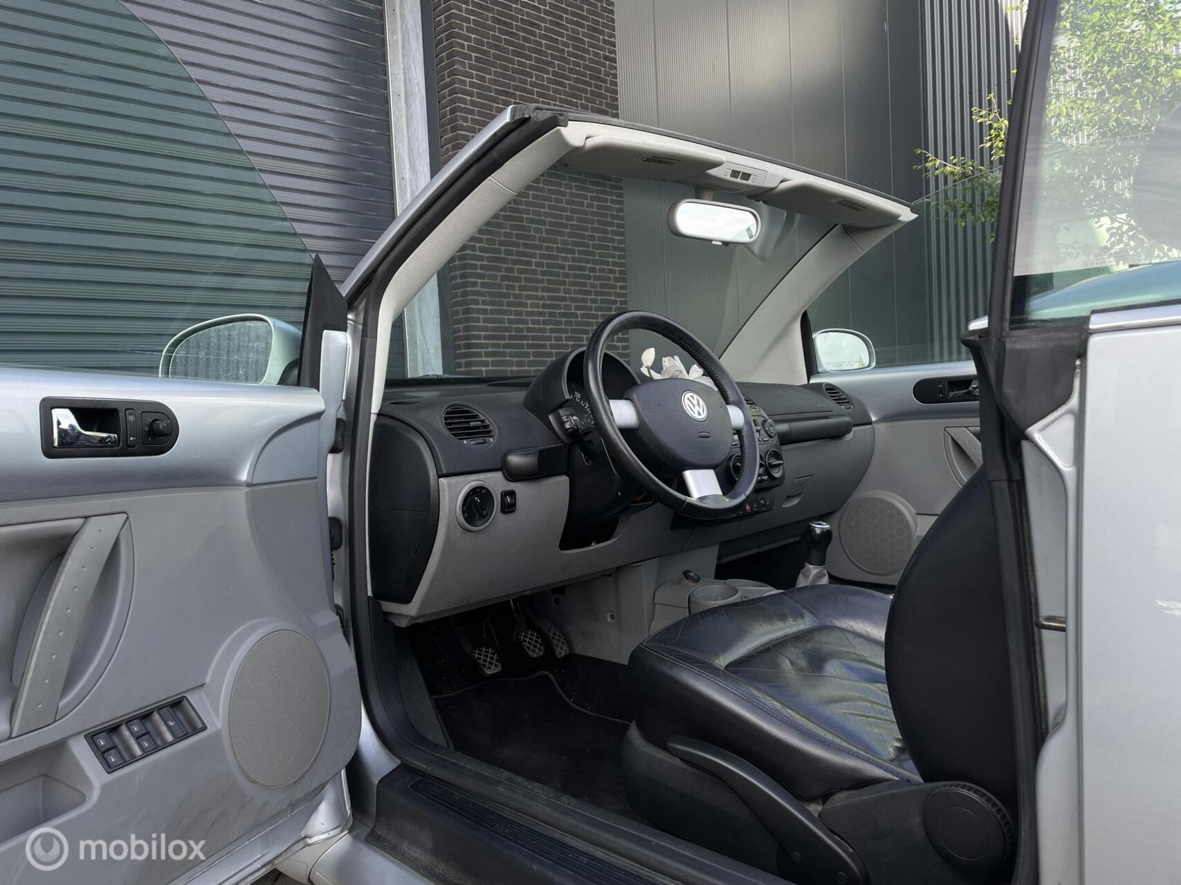 Foto van Volkswagen New Beetle Cabriolet