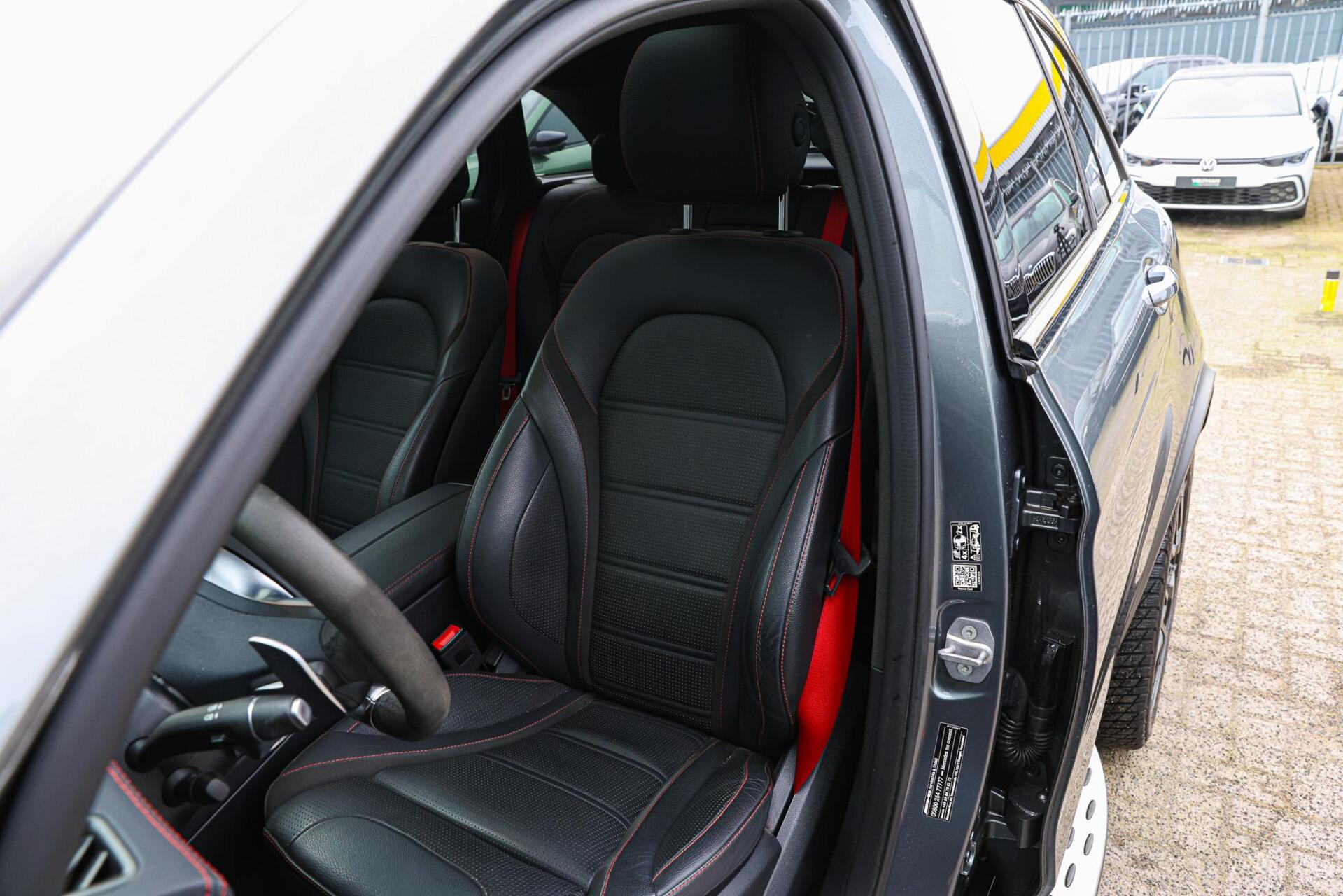 Foto van Mercedes-Benz AMG GLC 43 4Matic