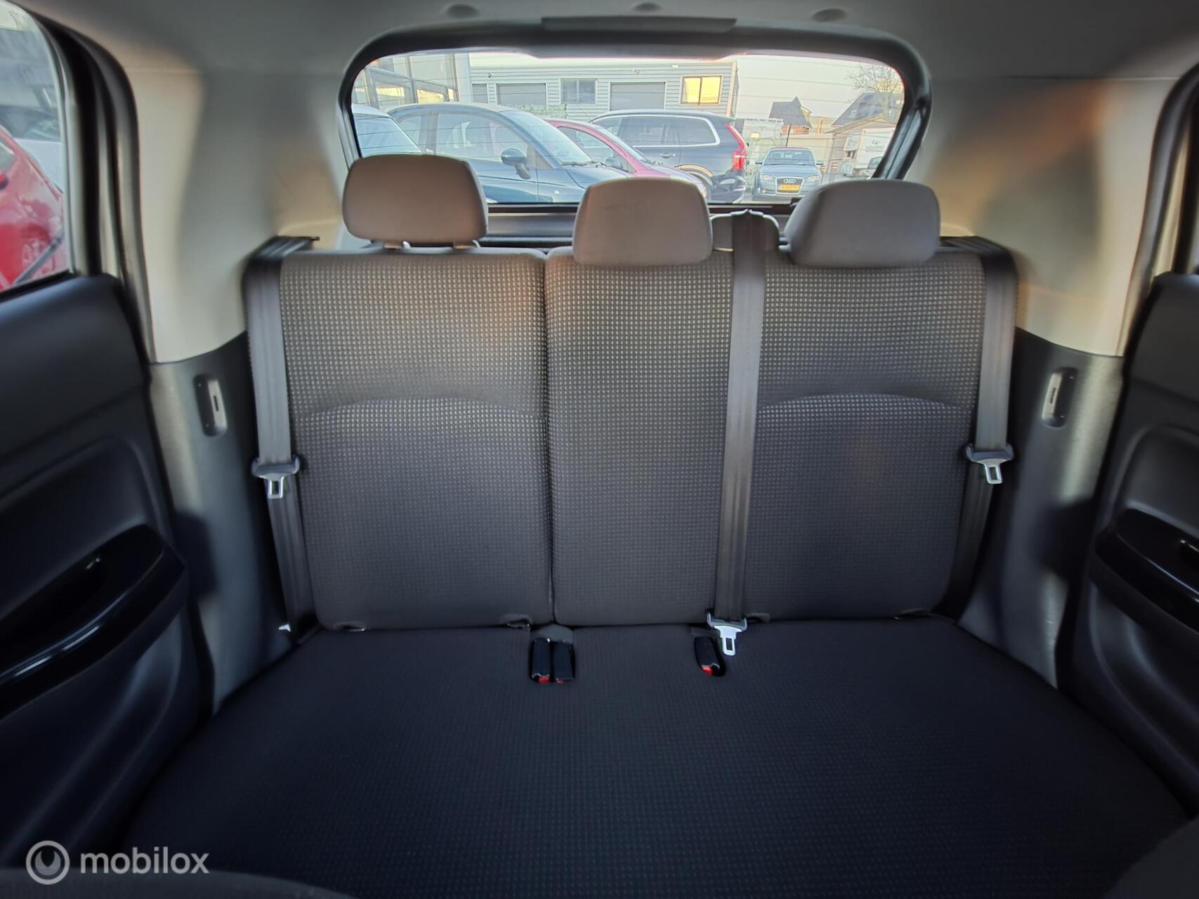 Foto van Mitsubishi Mitsubishi Space Star