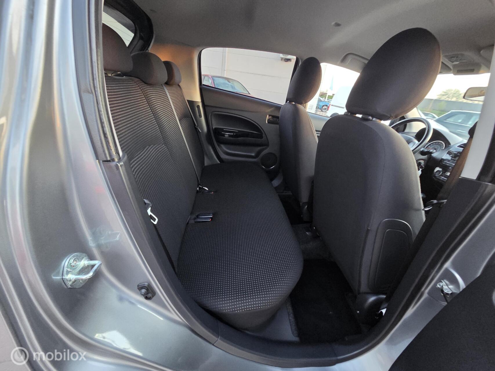 Foto van Mitsubishi Mitsubishi Space Star