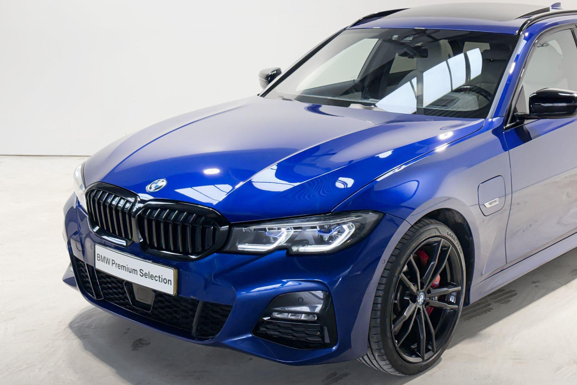 Foto van BMW 330e