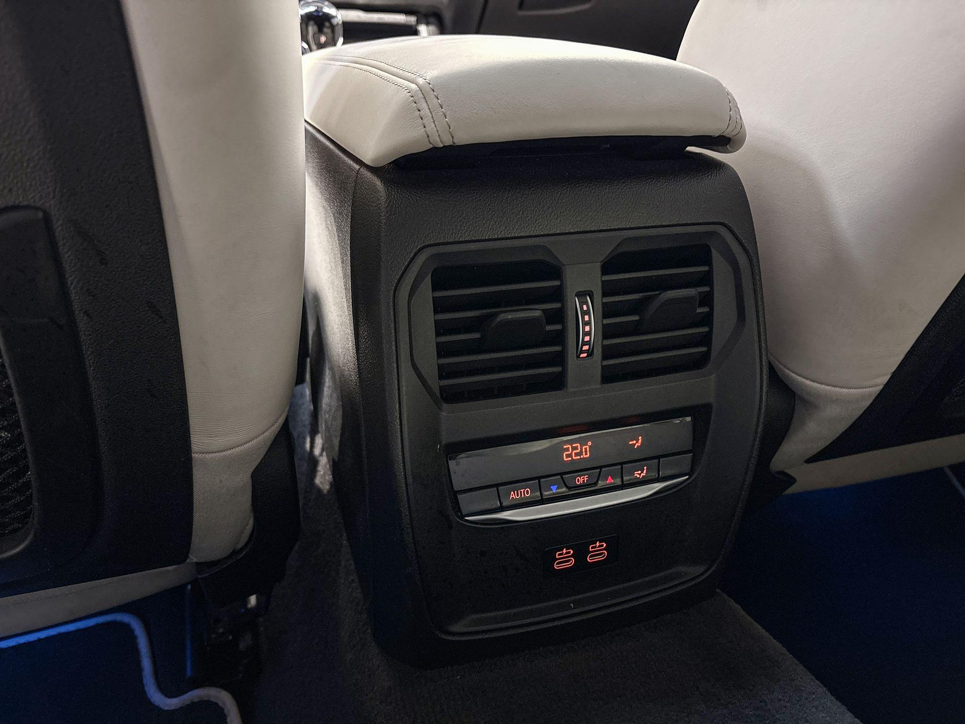 Foto van BMW 330e