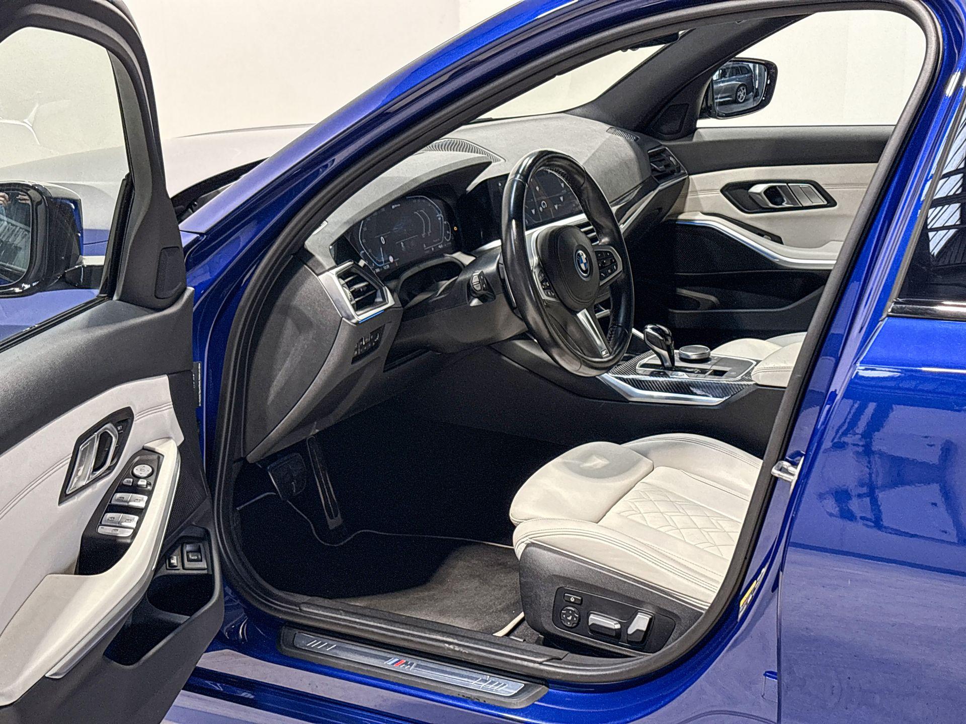 Foto van BMW 330e