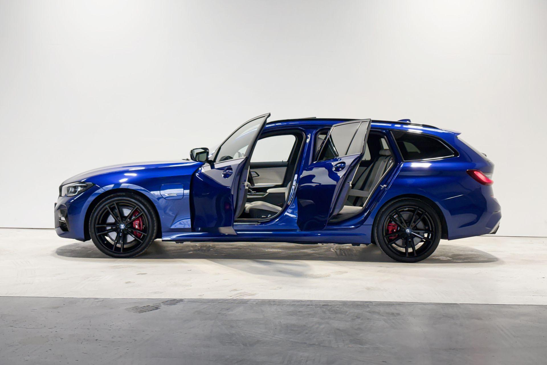 Foto van BMW 330e