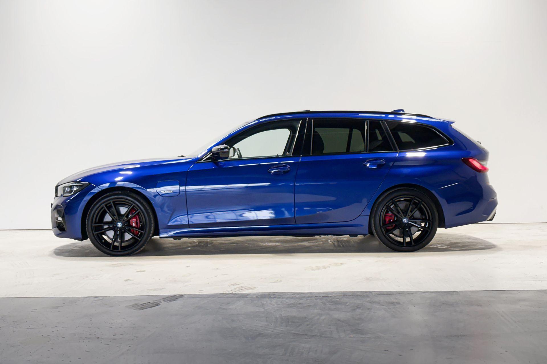 Foto van BMW 330e