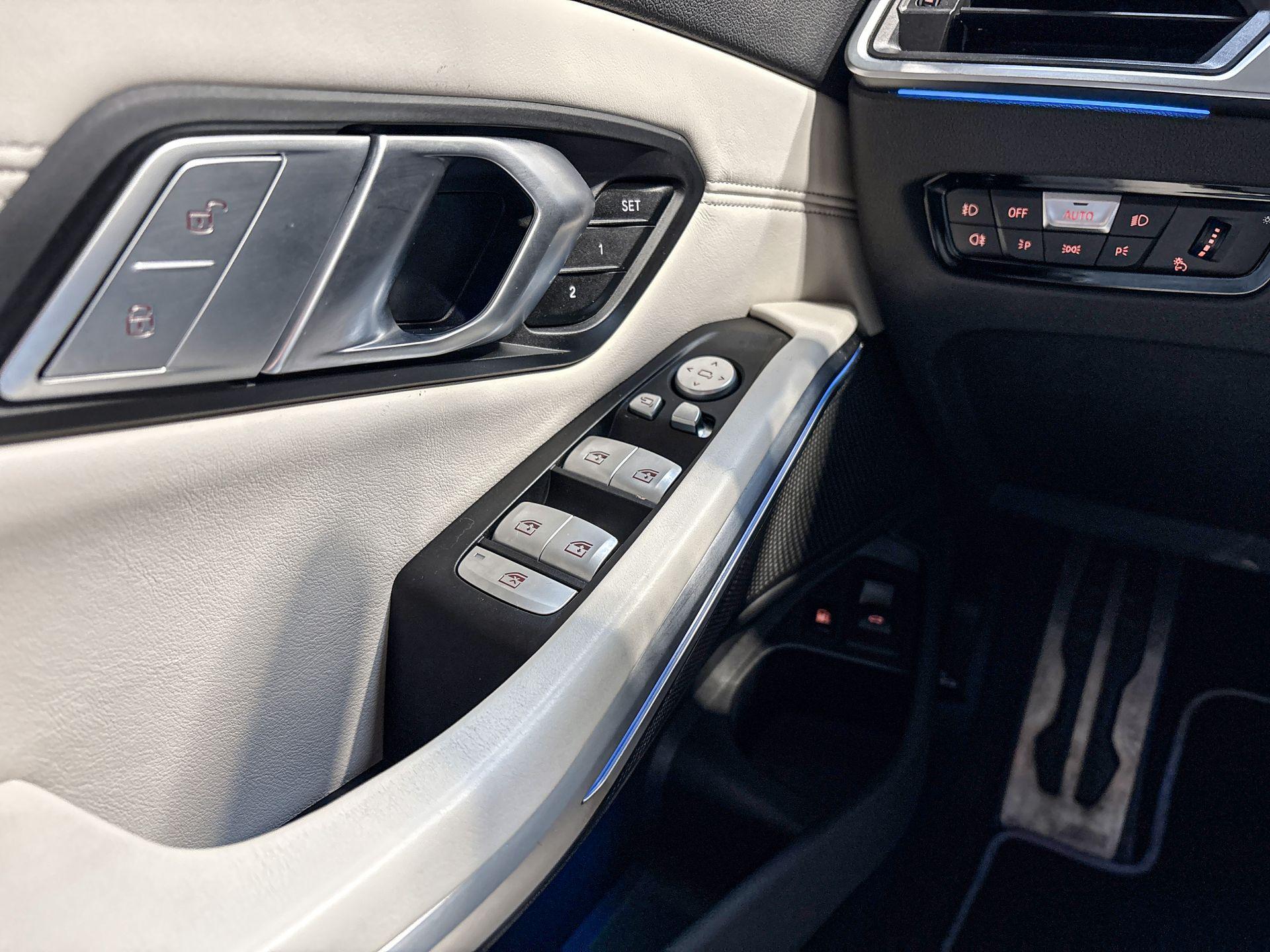 Foto van BMW 330e