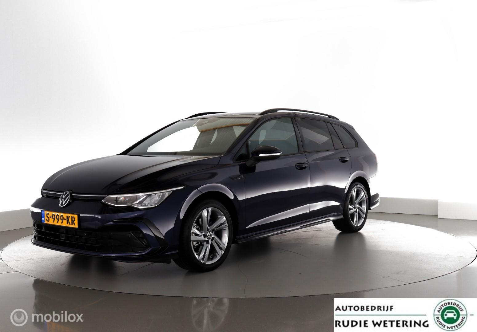Volkswagen Golf Variant 1.5 eTSI Automaat R-Line IQ-drive|NL-auto|nav|cam|acc|lmv17 2023 - voorkant