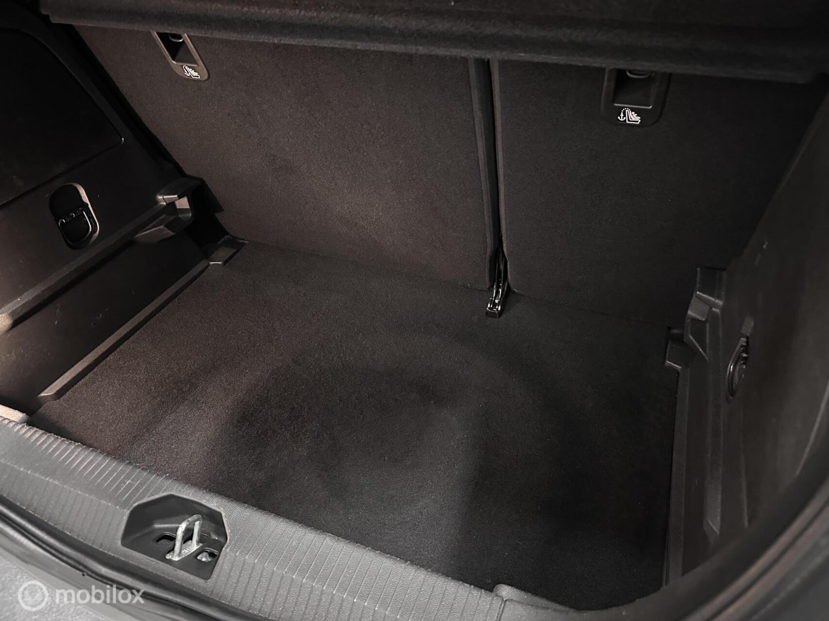 Foto van Opel Corsa-e