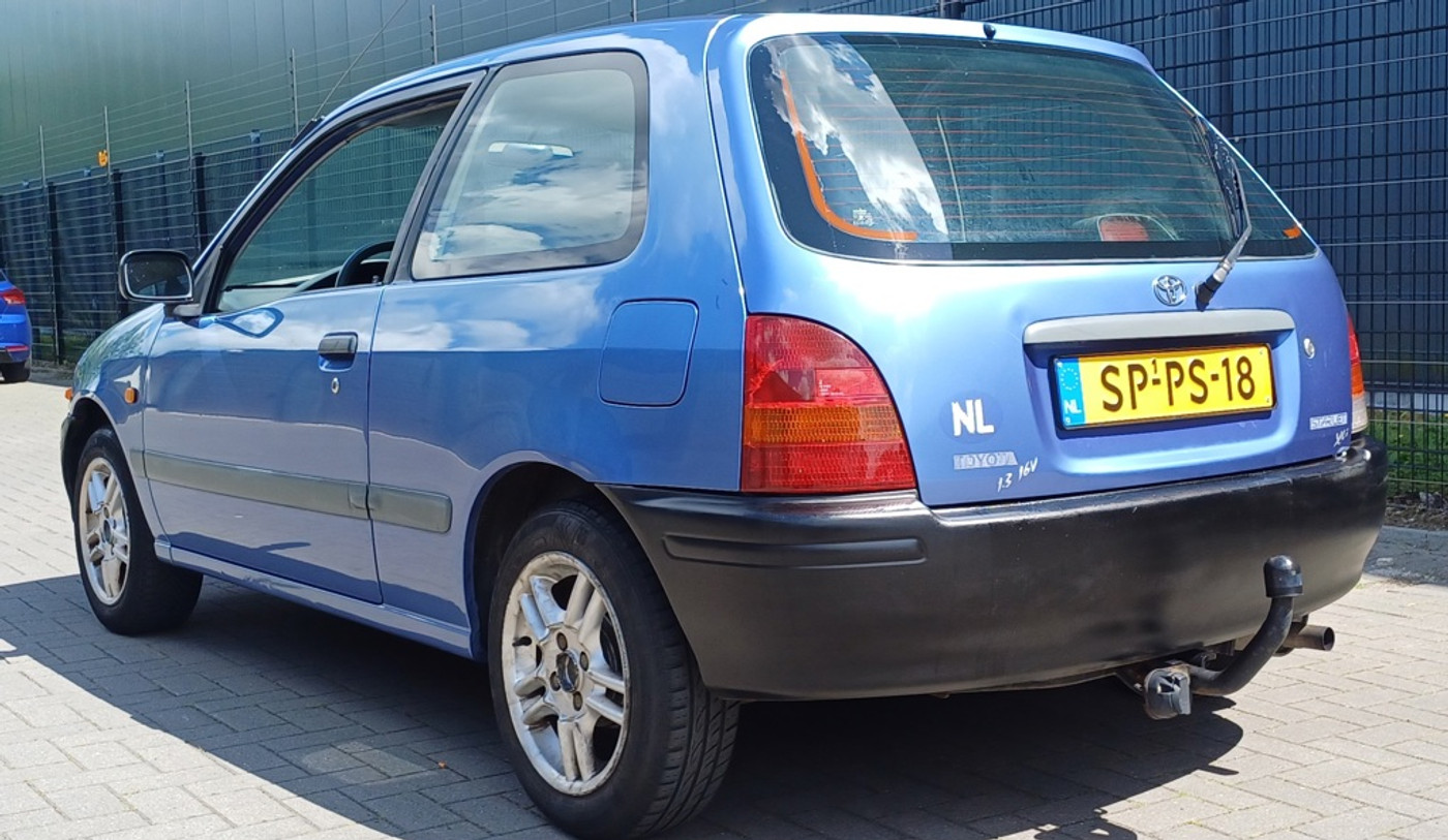 Foto van Toyota Starlet