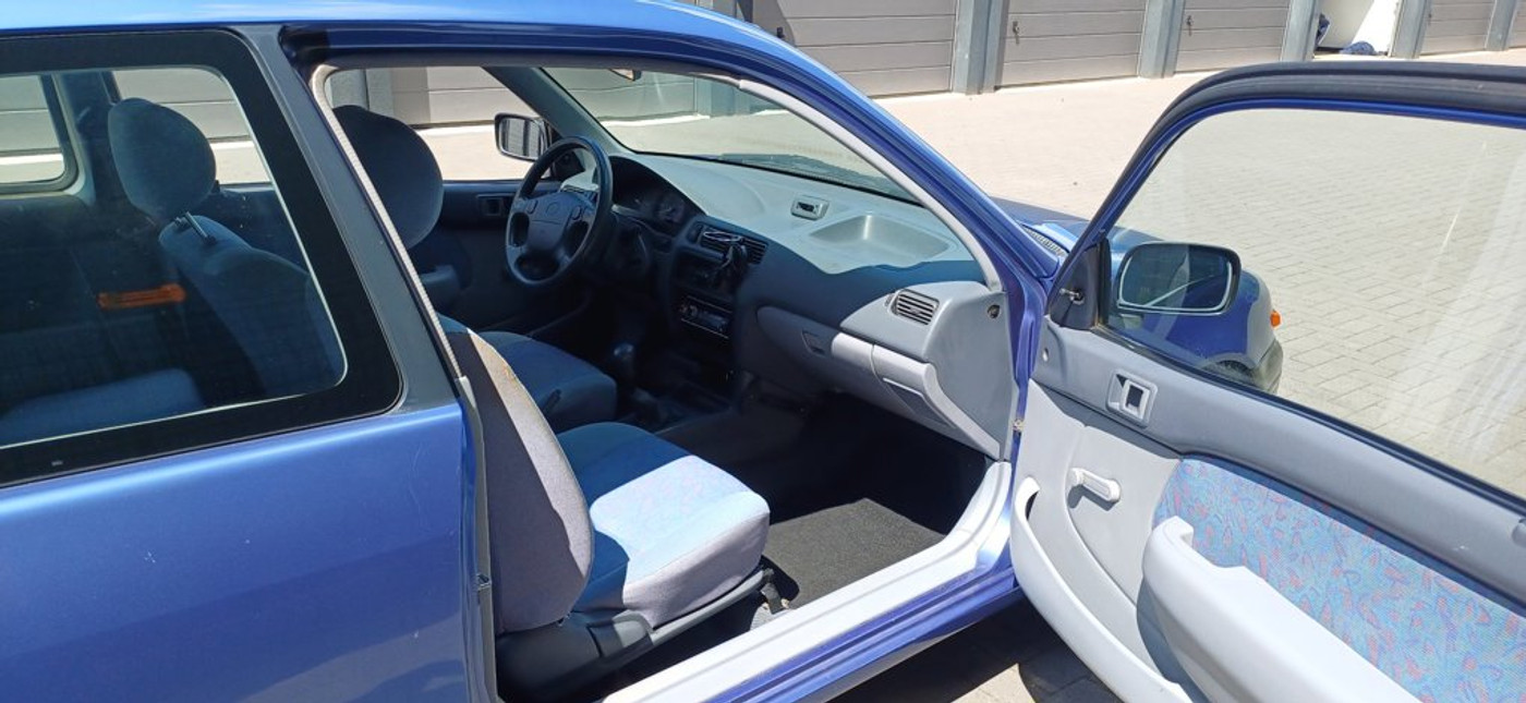 Foto van Toyota Starlet