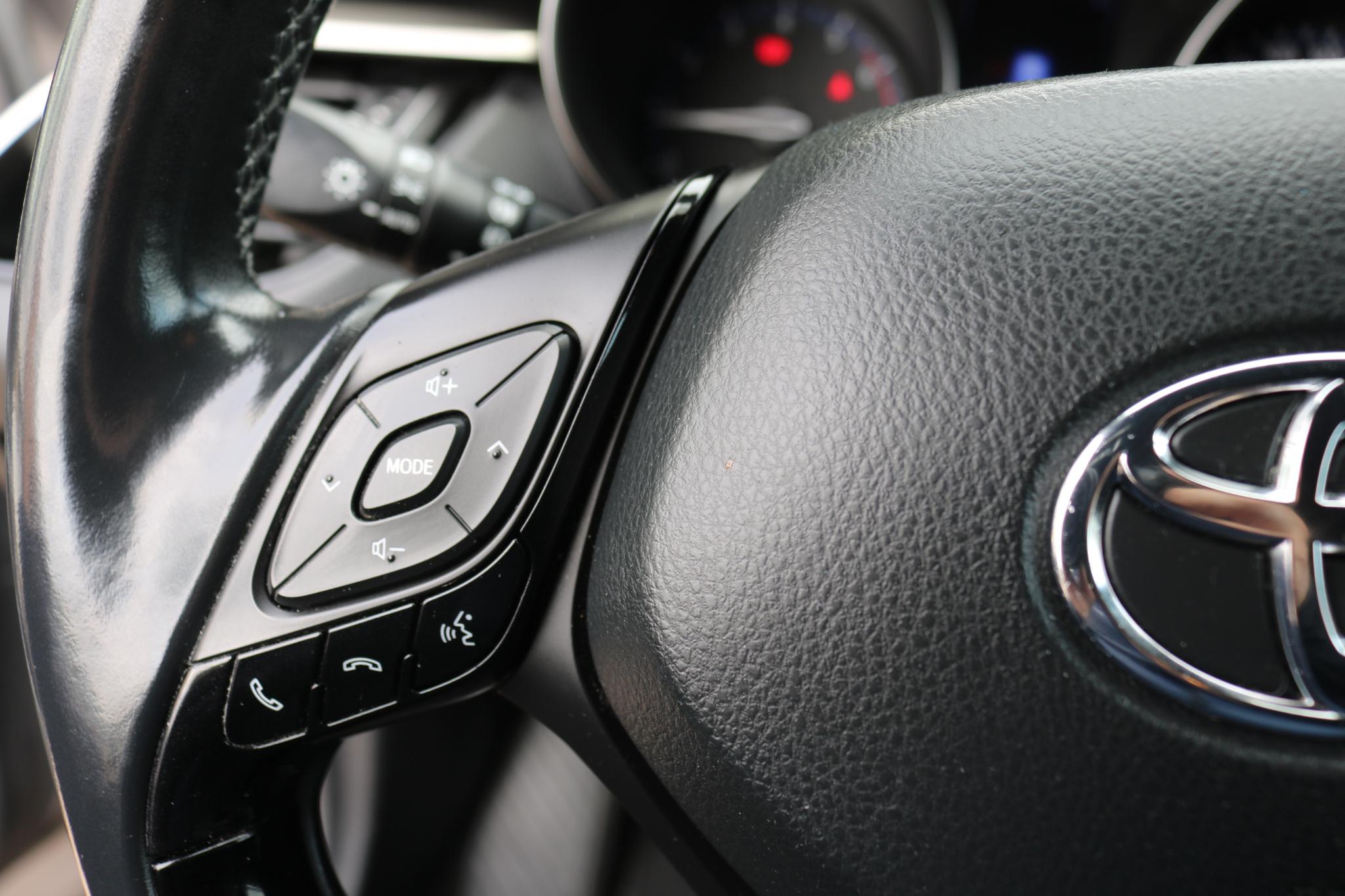 Foto van Toyota Toyota C-hr