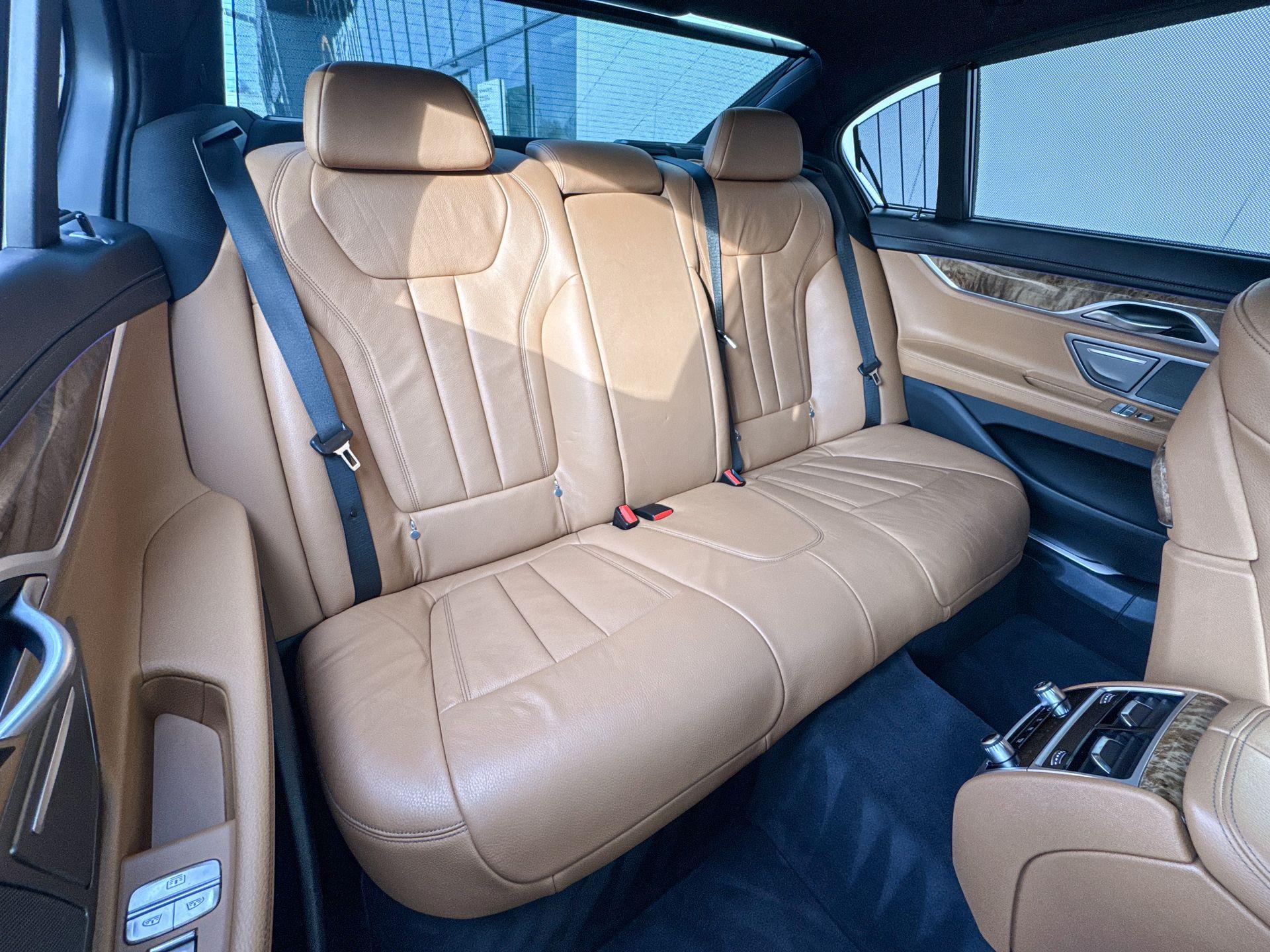 Foto van BMW 750i xDrive