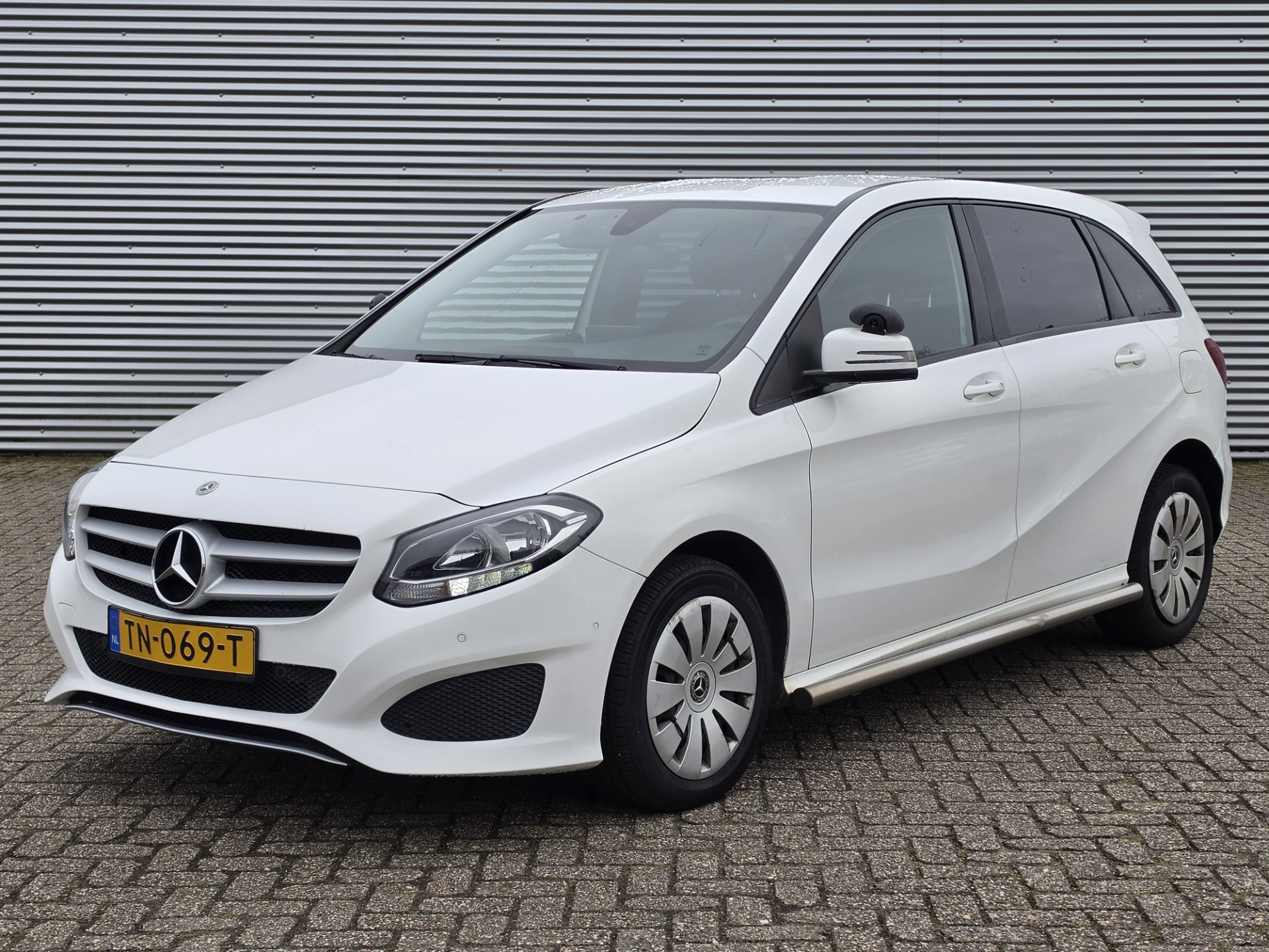 Mercedes-Benz B 220 D 220D  Aut Cruise Controle 1Ste Eigenaar Nap 2018 - voorkant