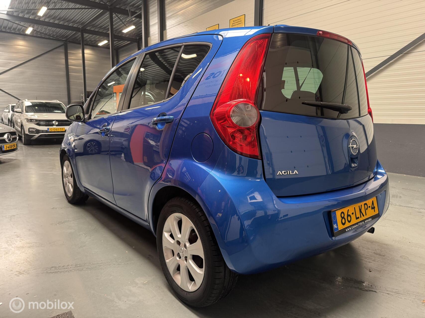 Foto van Opel Agila