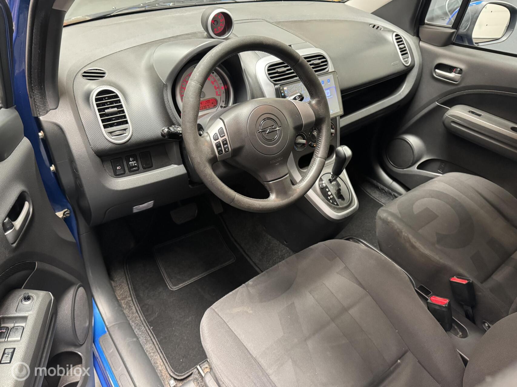 Foto van Opel Agila