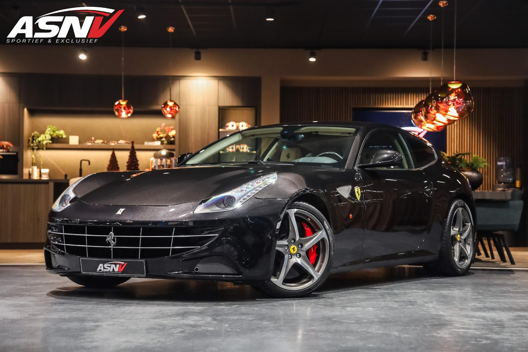 Foto van FERRARI FF