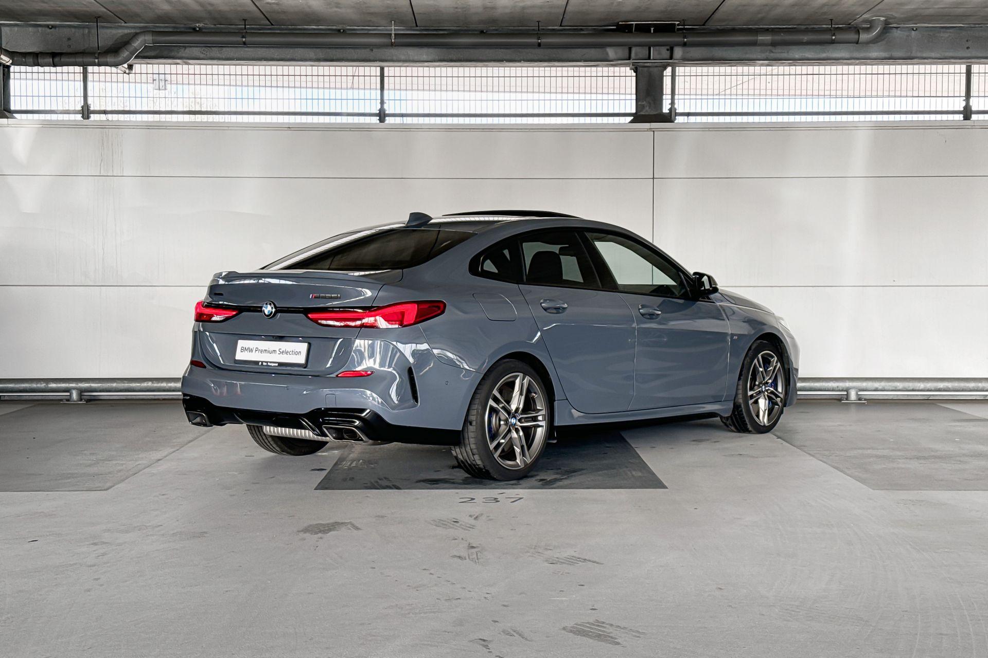 Foto van BMW M235i xDrive