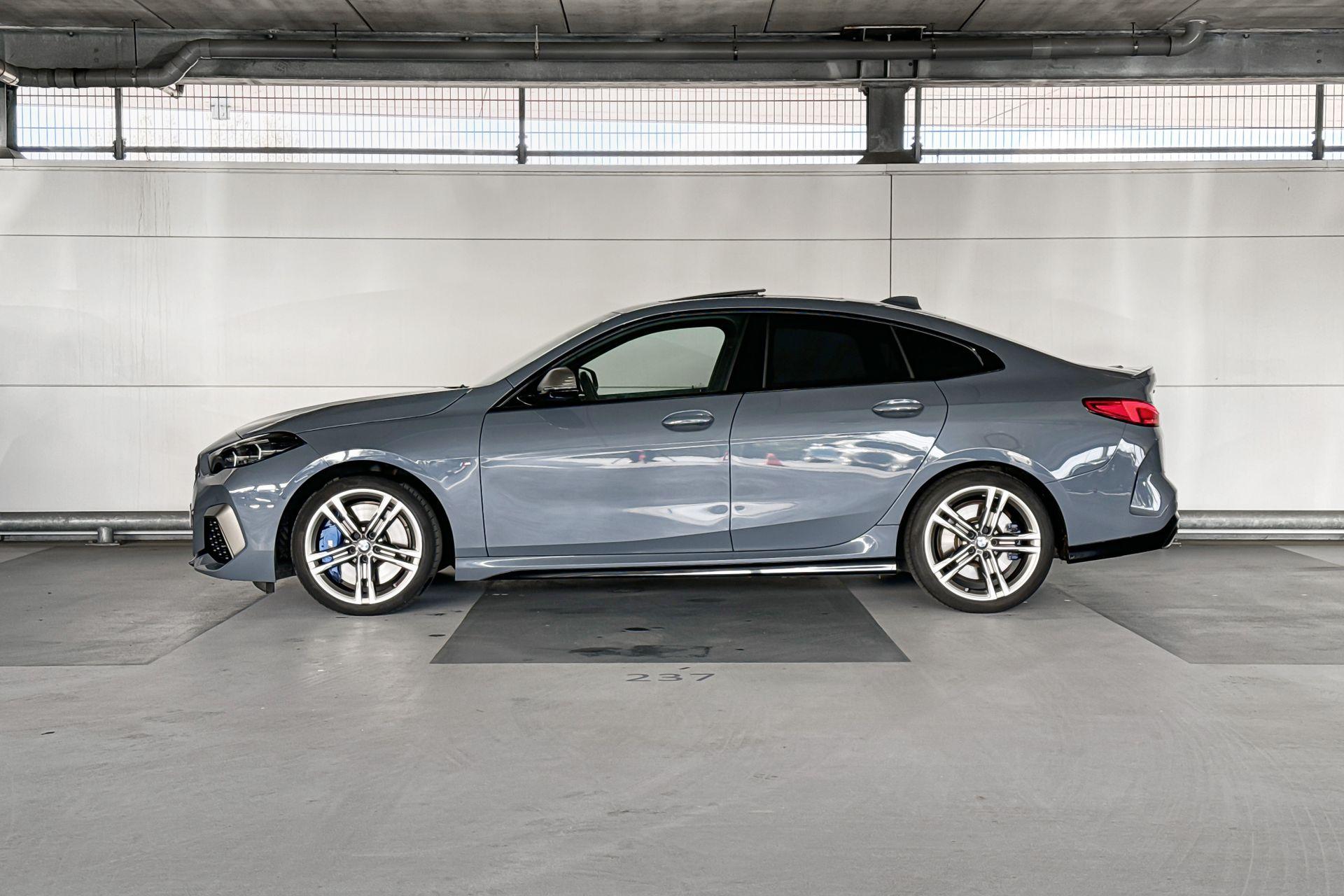 Foto van BMW M235i xDrive