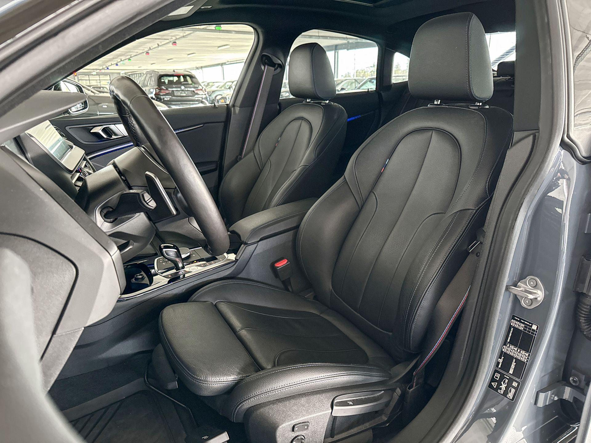 Foto van BMW M235i xDrive