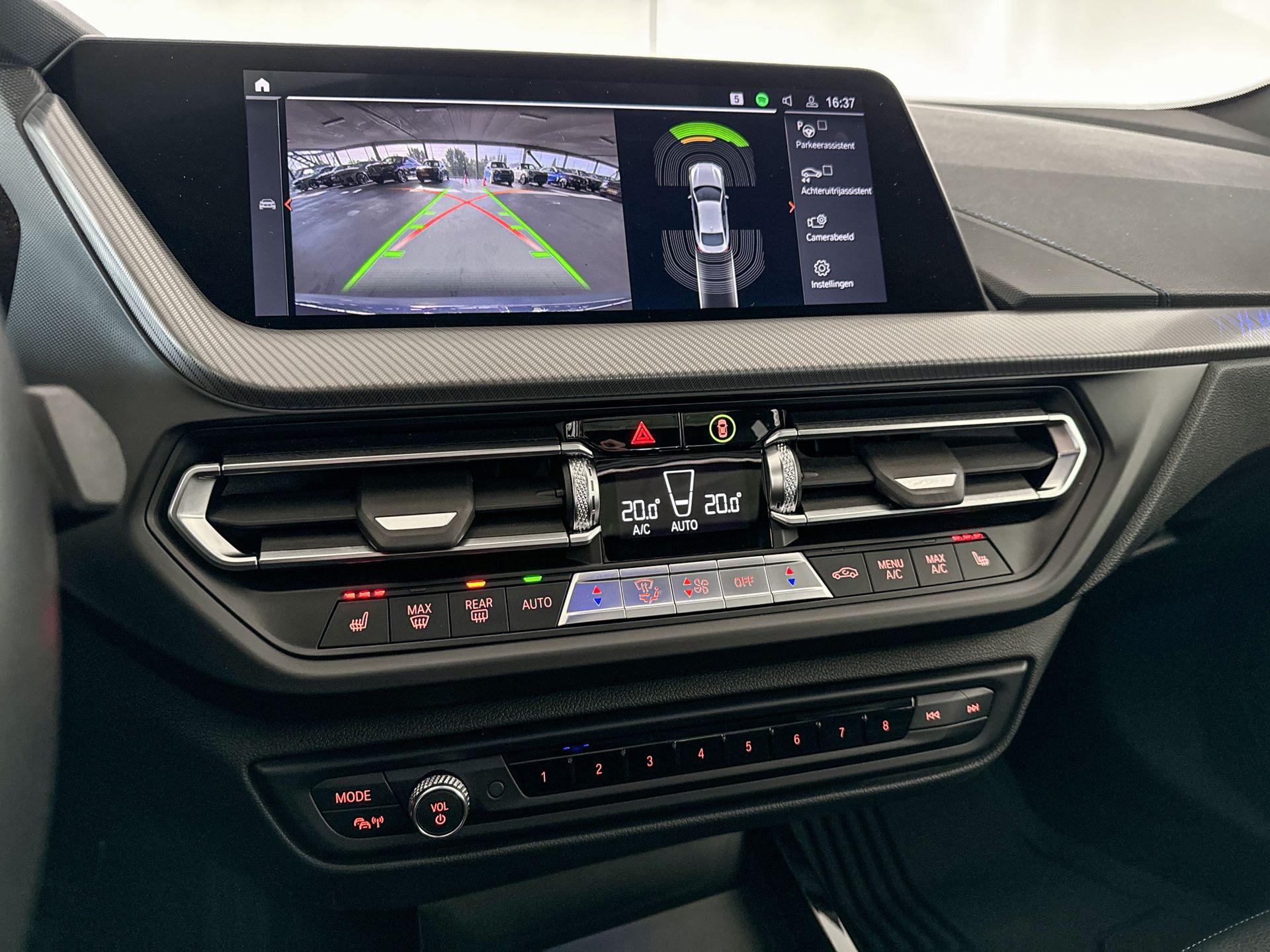 Foto van BMW M235i xDrive
