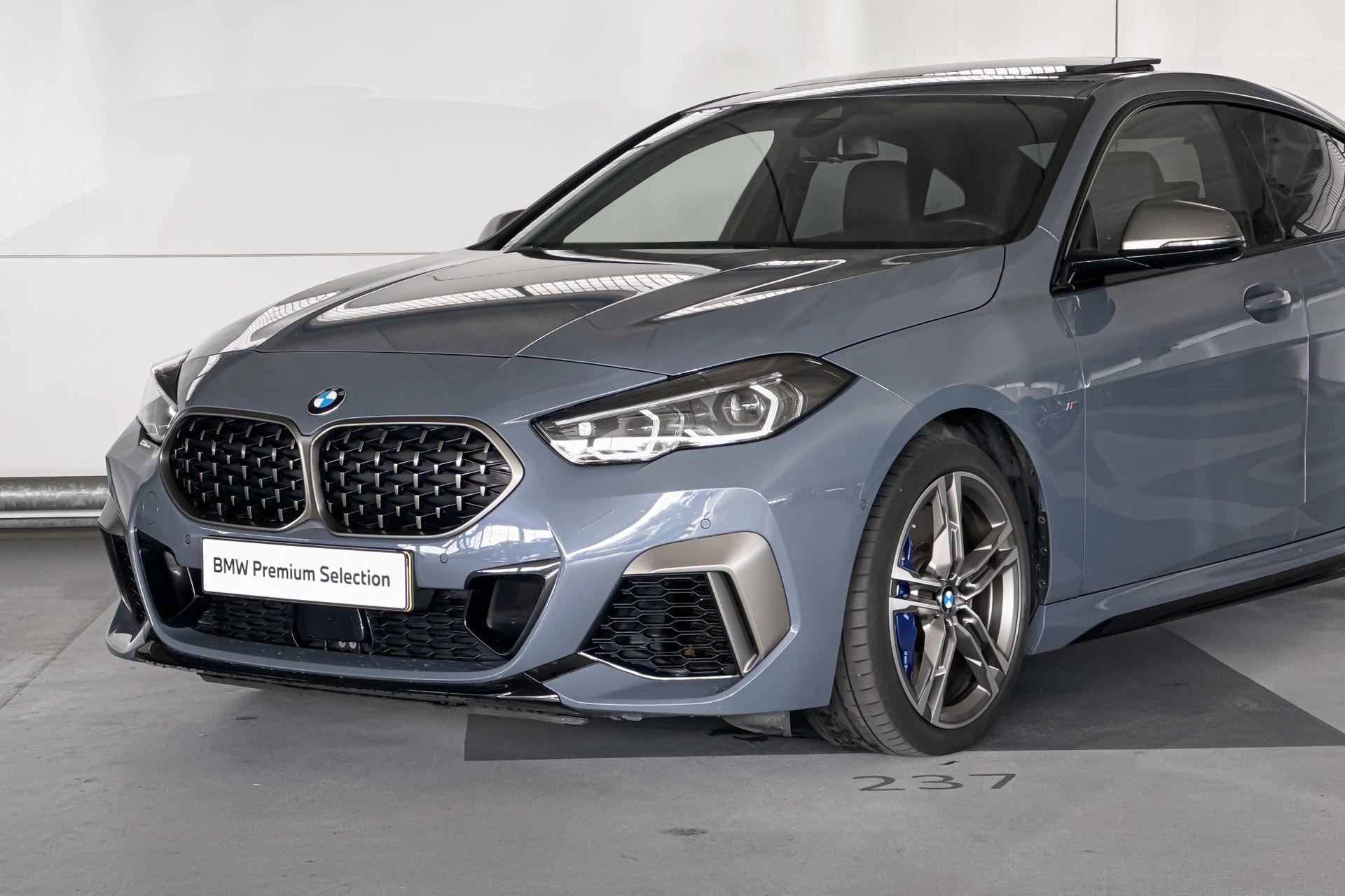 Foto van BMW M235i xDrive