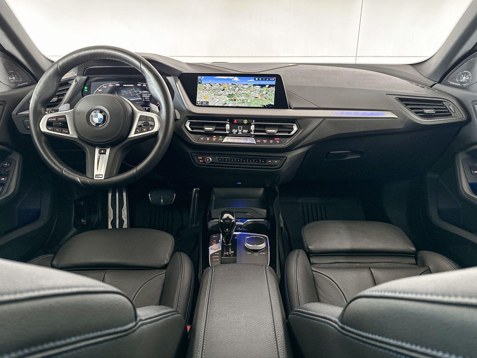 Foto van BMW M235i xDrive