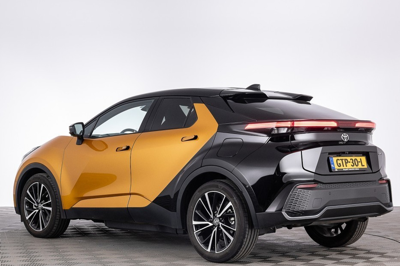 Foto van Toyota Toyota C-hr
