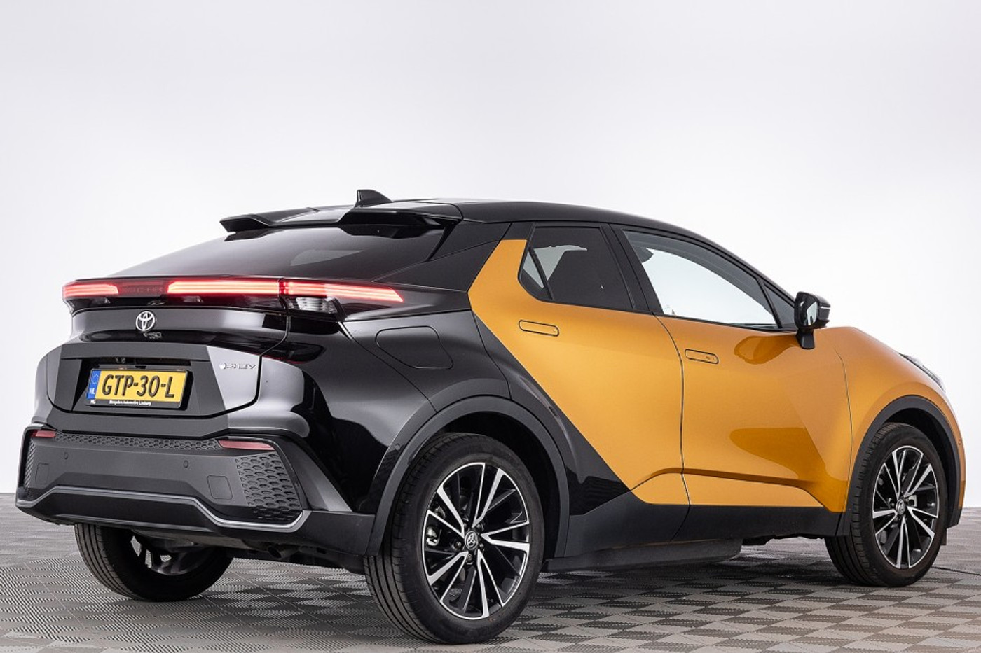 Foto van Toyota Toyota C-hr