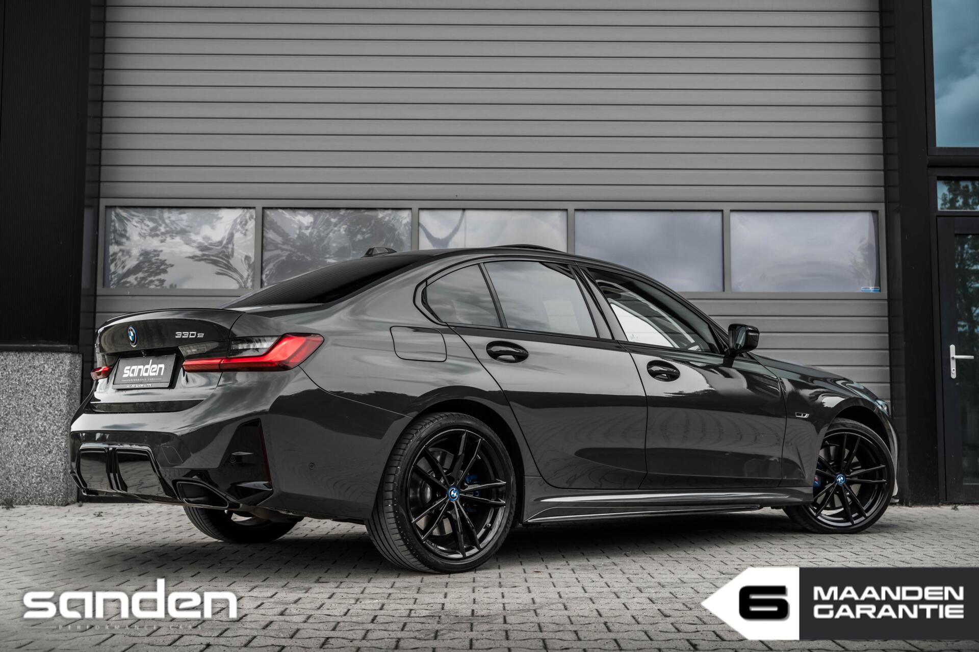 Foto van BMW 330e xDrive