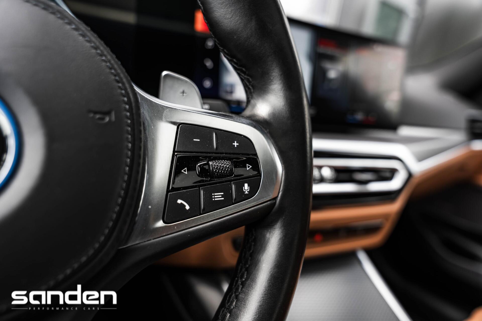 Foto van BMW 330e xDrive