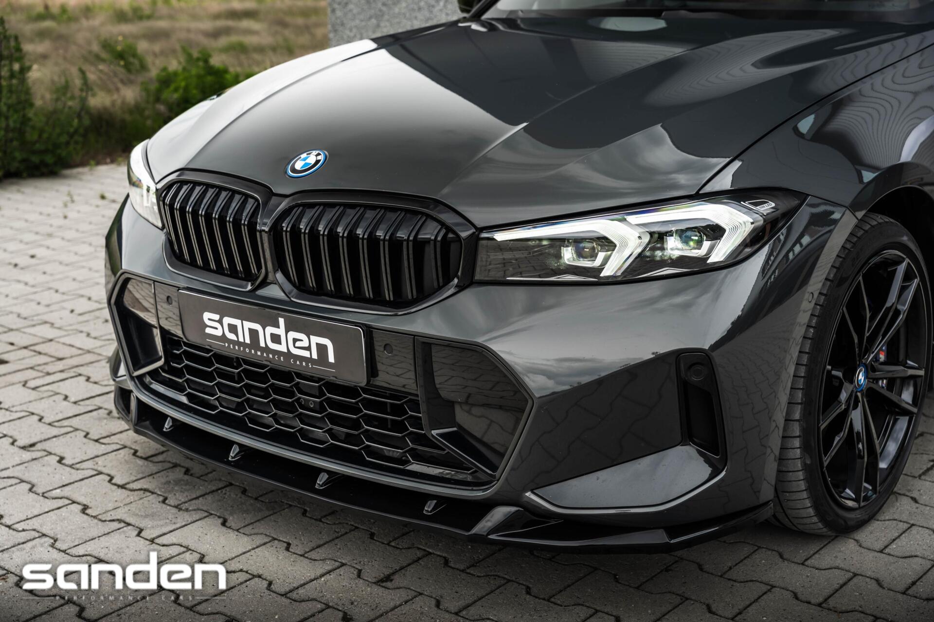 Foto van BMW 330e xDrive