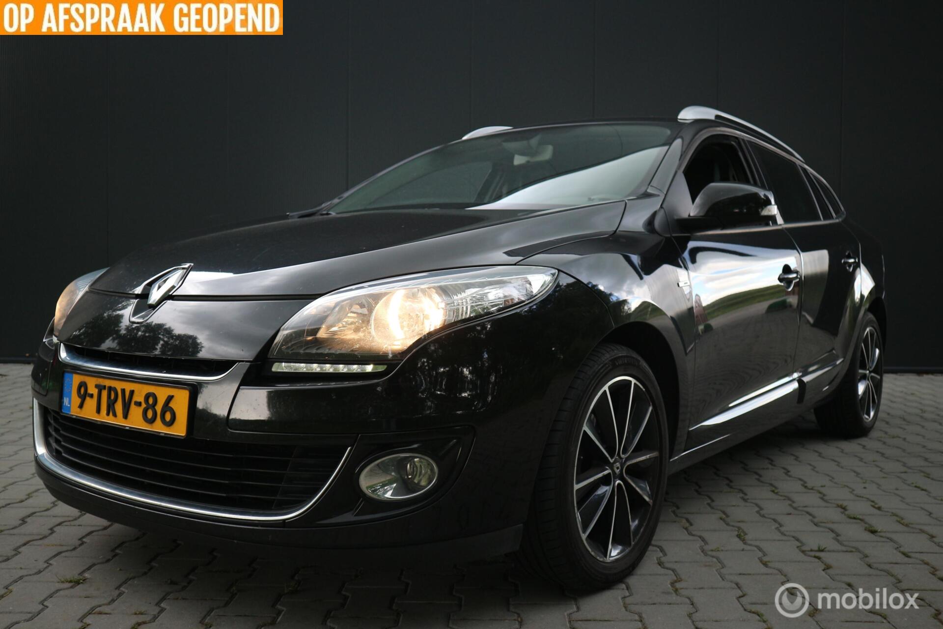 Renault Megane 1.5 dCi Bose ECC/NAVIGATIE/PDC 2013 - voorkant