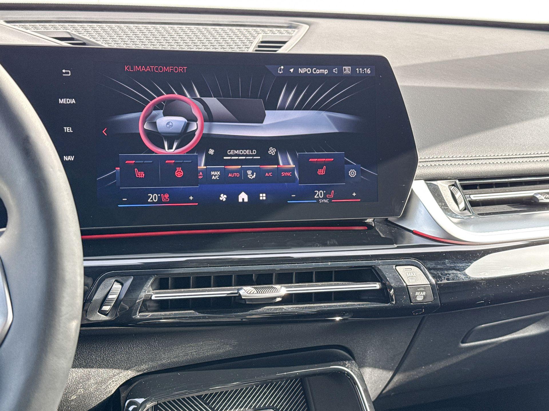 Foto van BMW Ix1 Xdrive30