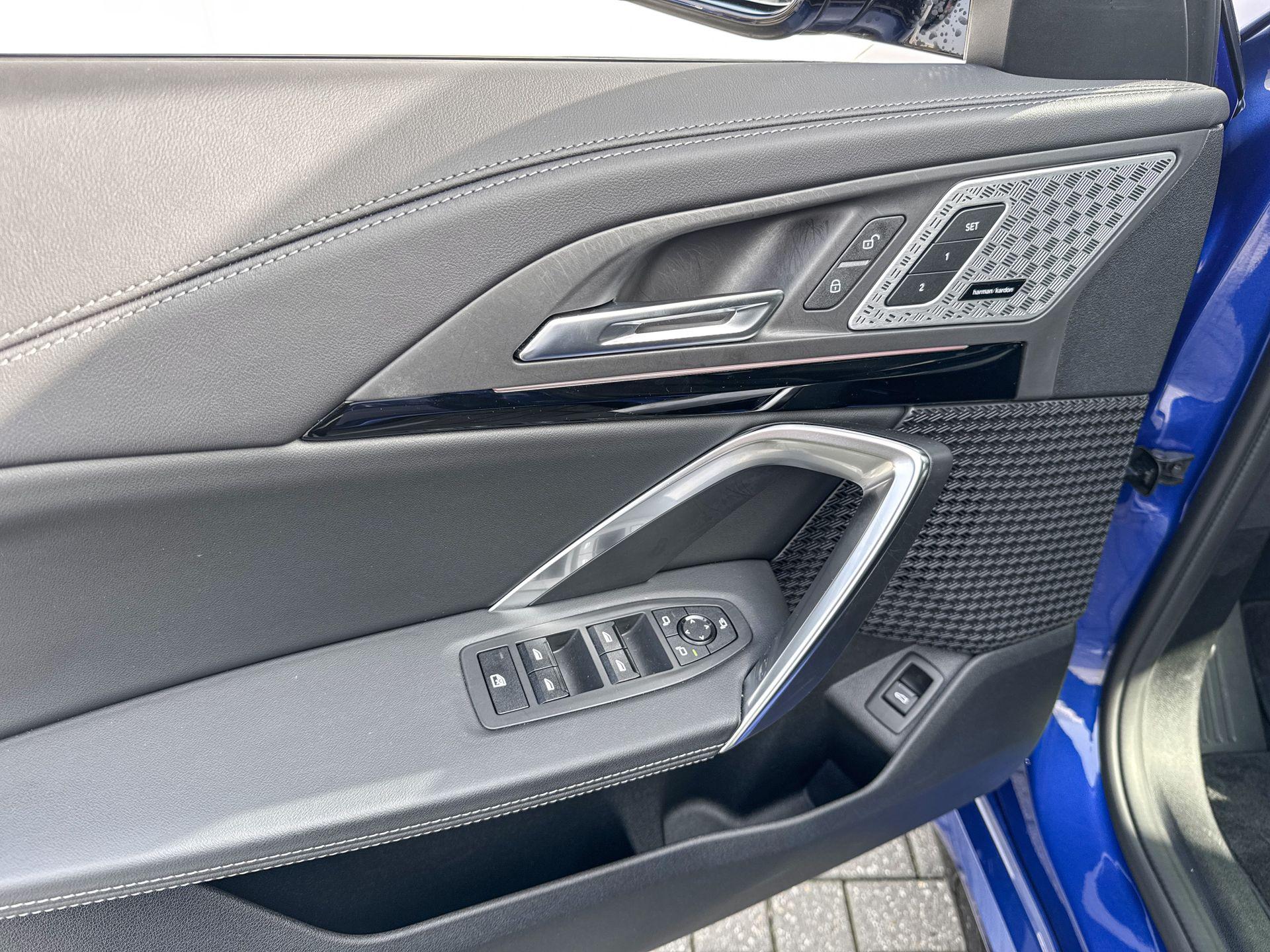 Foto van BMW Ix1 Xdrive30