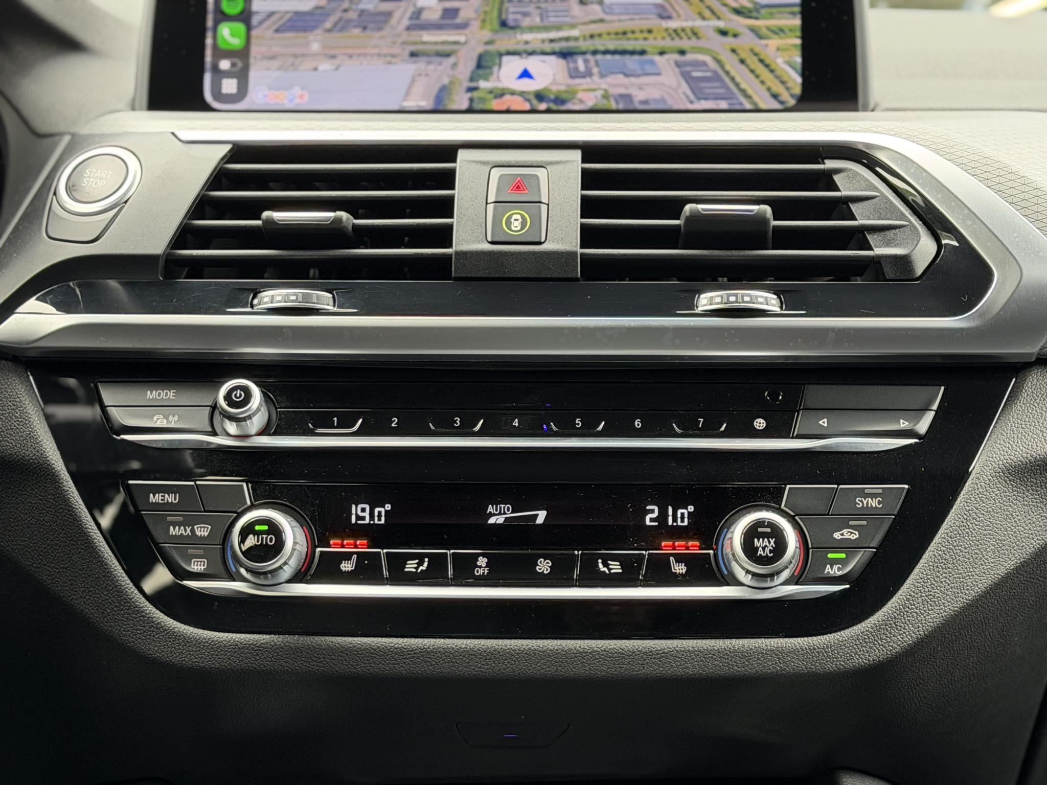 Foto van BMW X3 Xdrive30e