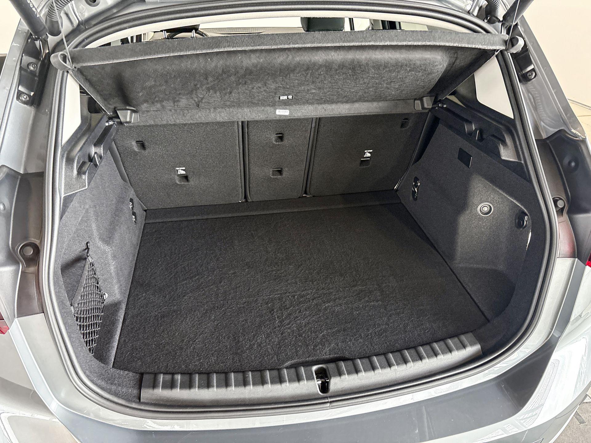 Foto van BMW 225e xDrive Active Tourer