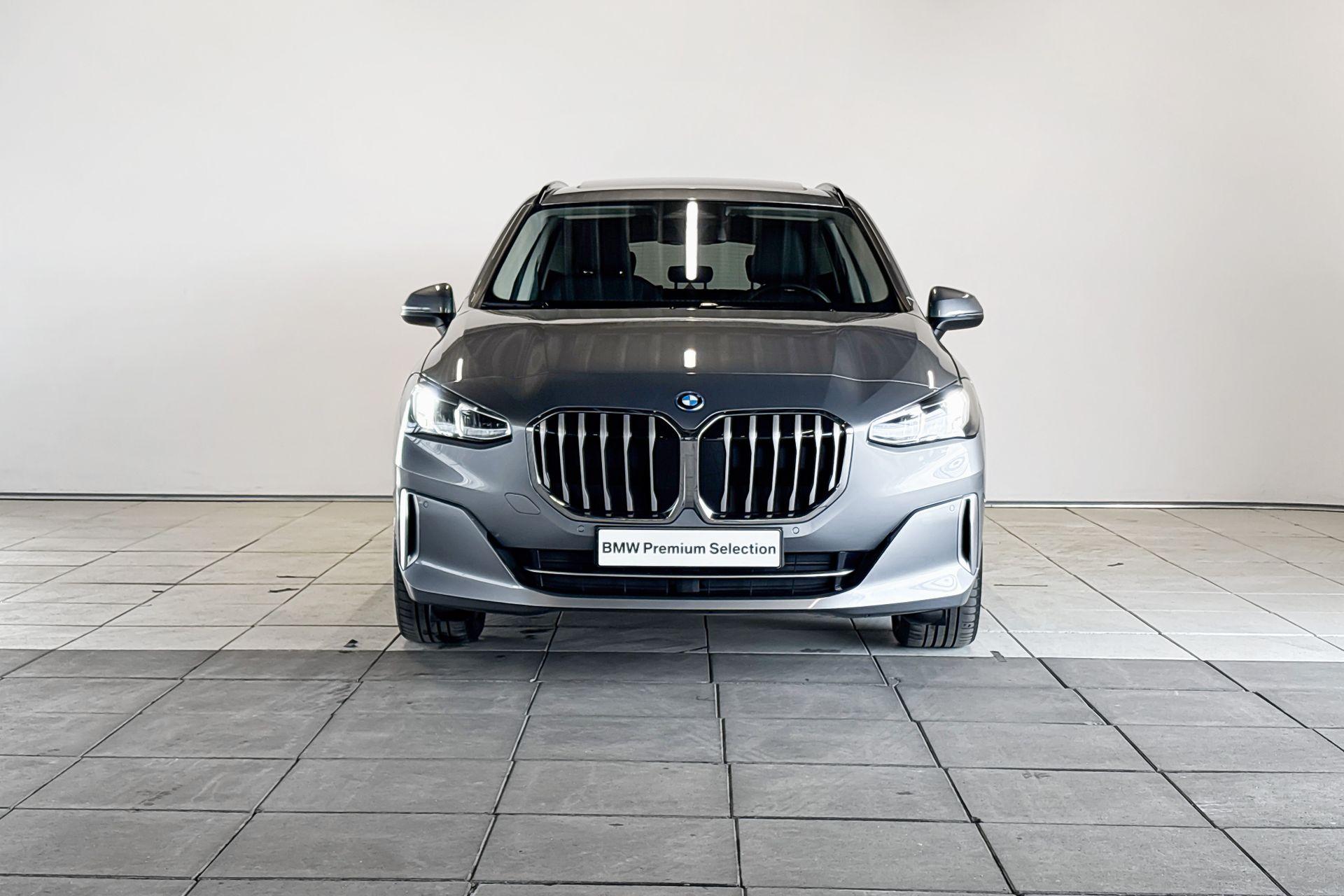 Foto van BMW 225e xDrive Active Tourer