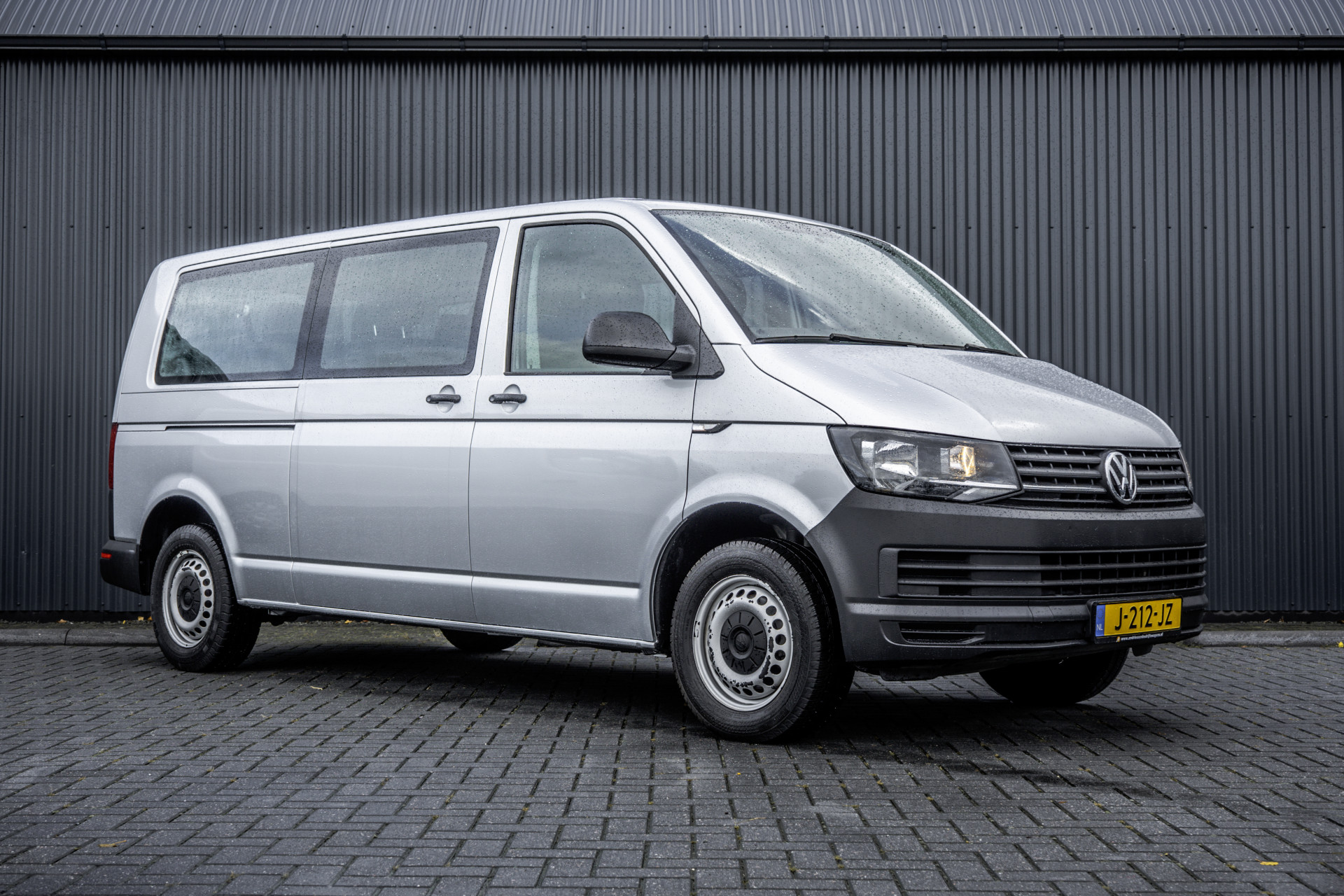Foto van Volkswagen Transporter Kombi