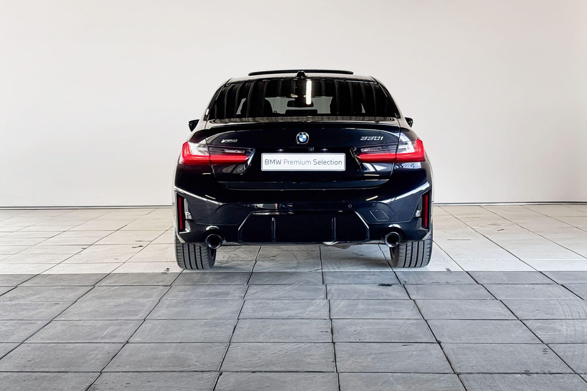 Foto van BMW 330i xDrive