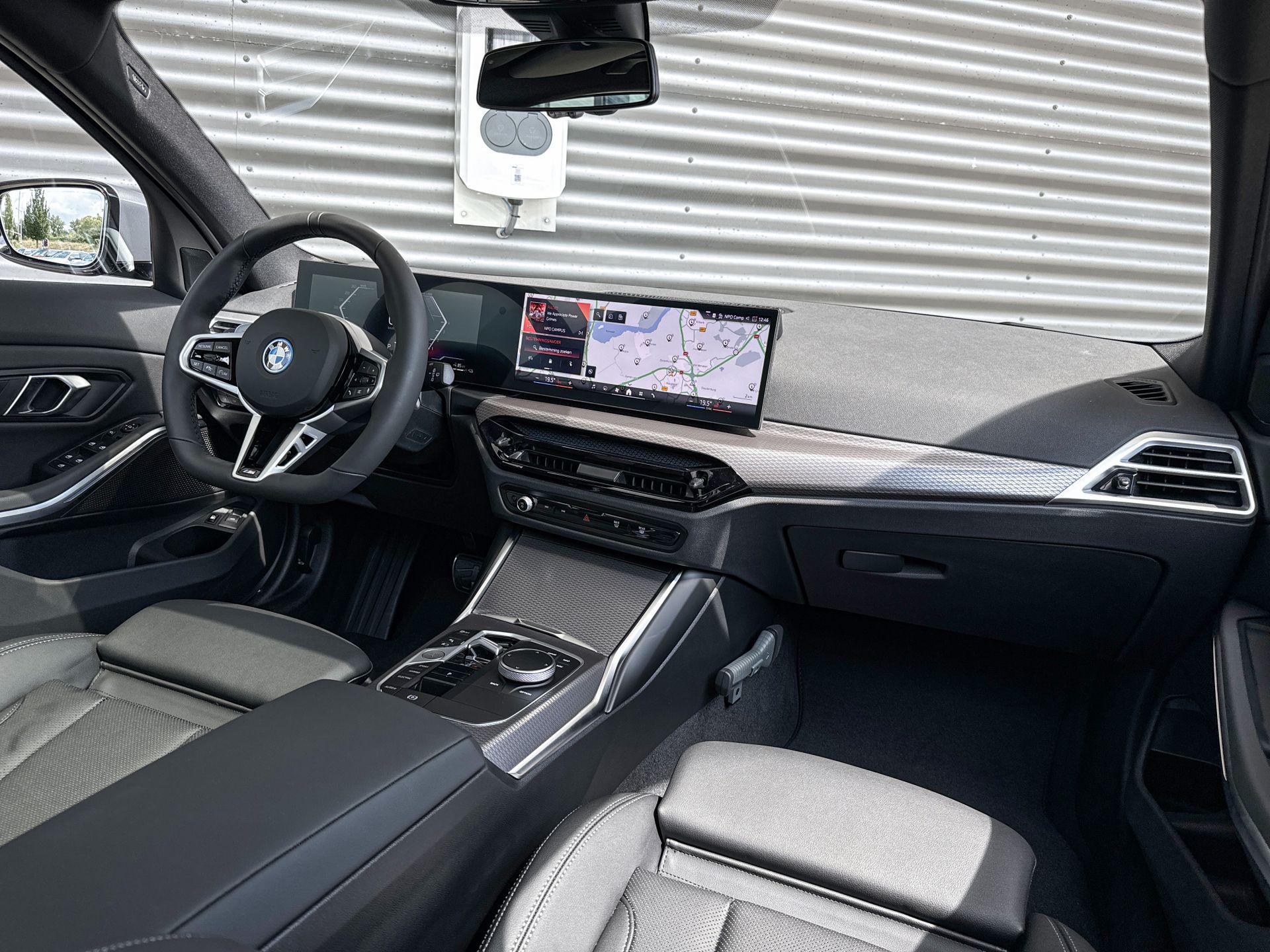 Foto van BMW 330e