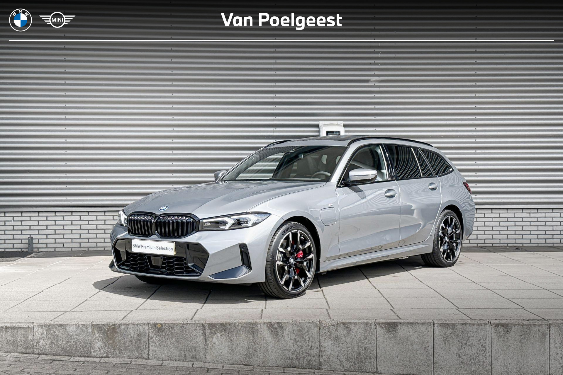 BMW 330e 330e 2025 - voorkant